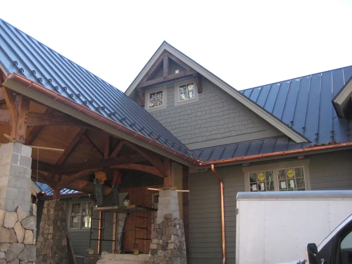 Craftsman Roofing team delivering quality roofing work in Whiteland